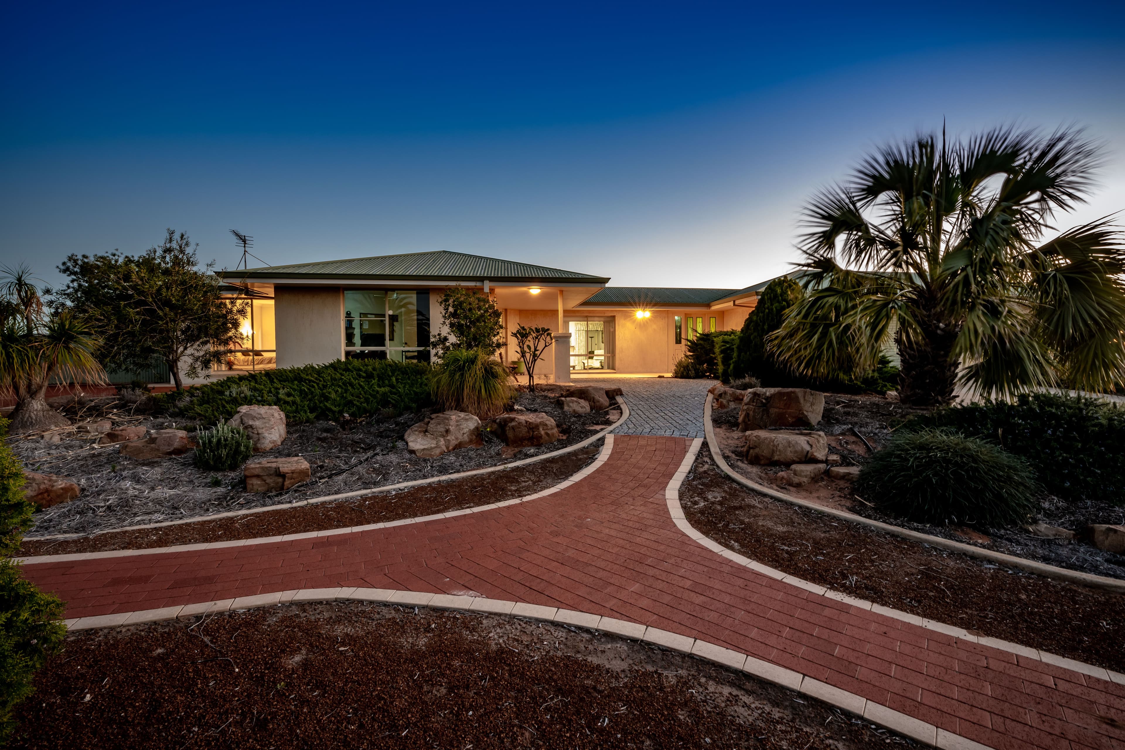 10 Doncon Street, Wandina WA 6530, Wandina - Thumbnail 2