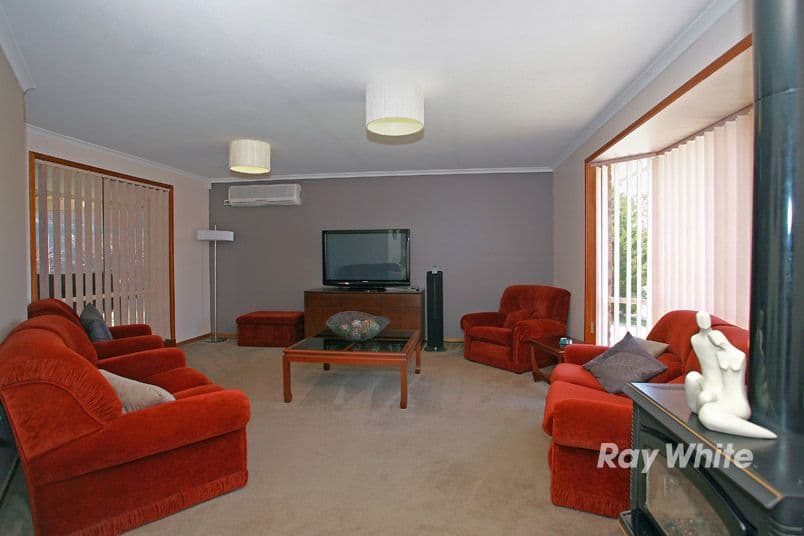 19 Terrapin Drive, NARRE WARREN SOUTH VIC 3805, Narre Warren South - Thumbnail 2