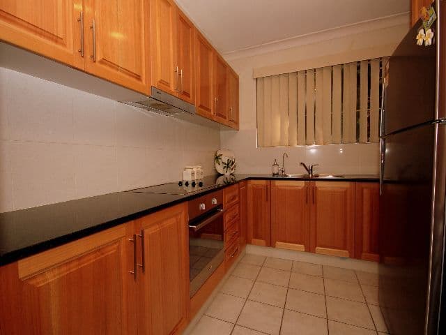 18 Weigand Avenue, BANKSTOWN NSW 2200, Bankstown - Thumbnail 5