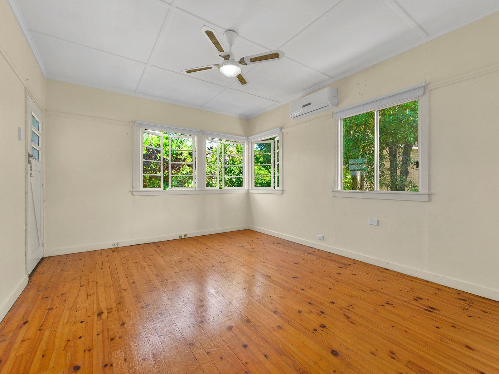 36 Ballantine Street, Chermside QLD 4032, Chermside - Thumbnail 4