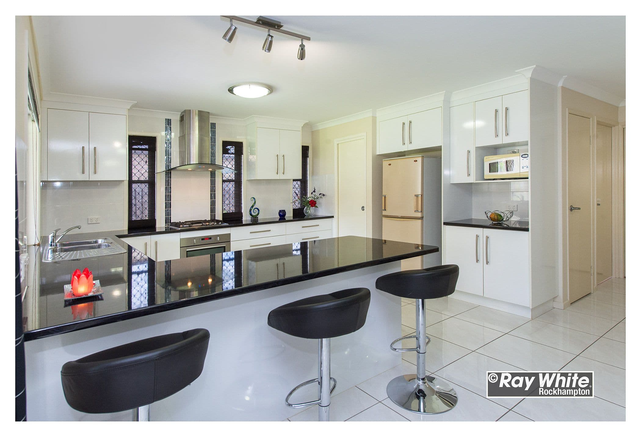 5 League Place, Norman Gardens QLD 4701, Norman Gardens - Thumbnail 3