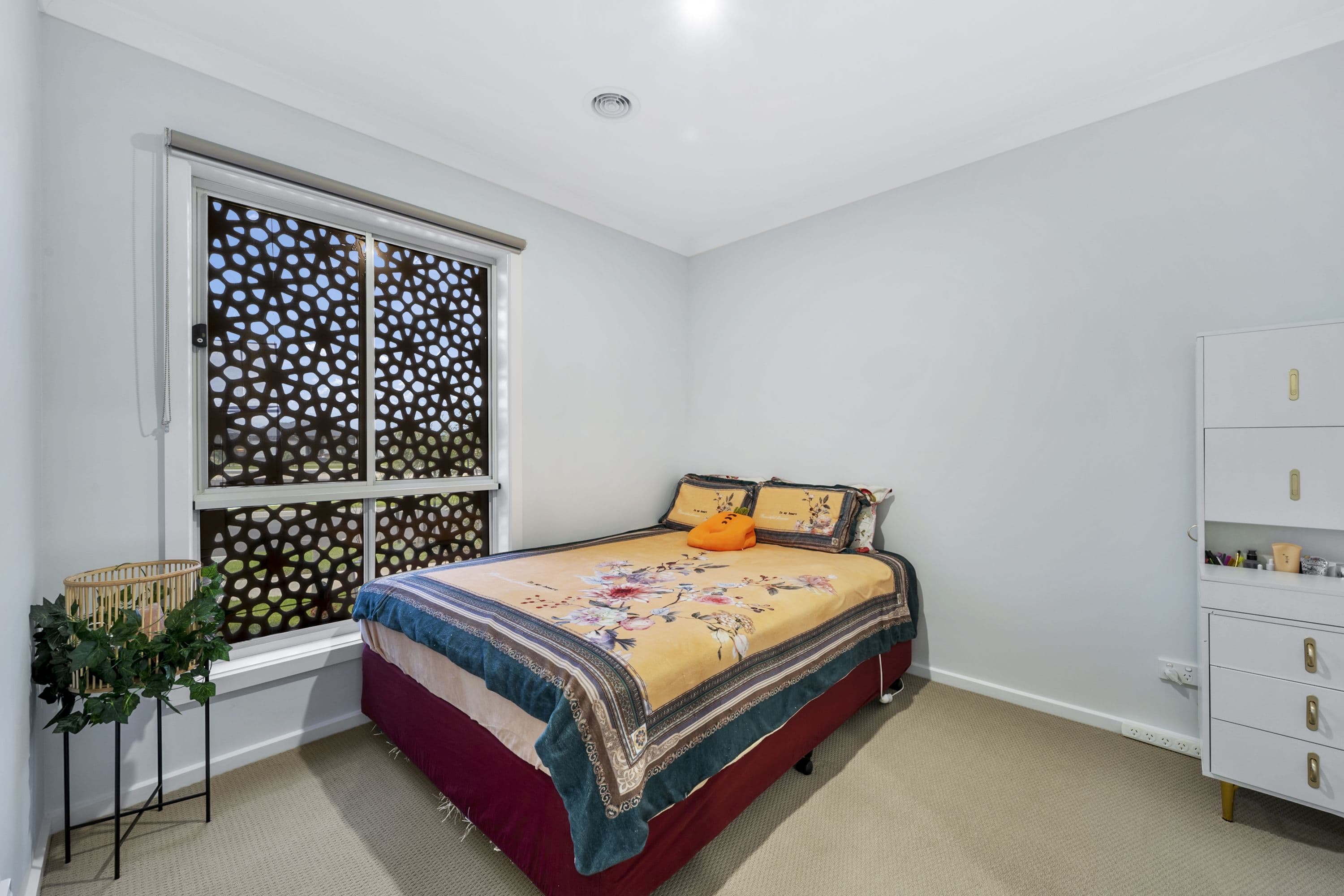 42 Jarlath Drive, Mambourin VIC 3024, Mambourin - Thumbnail 2