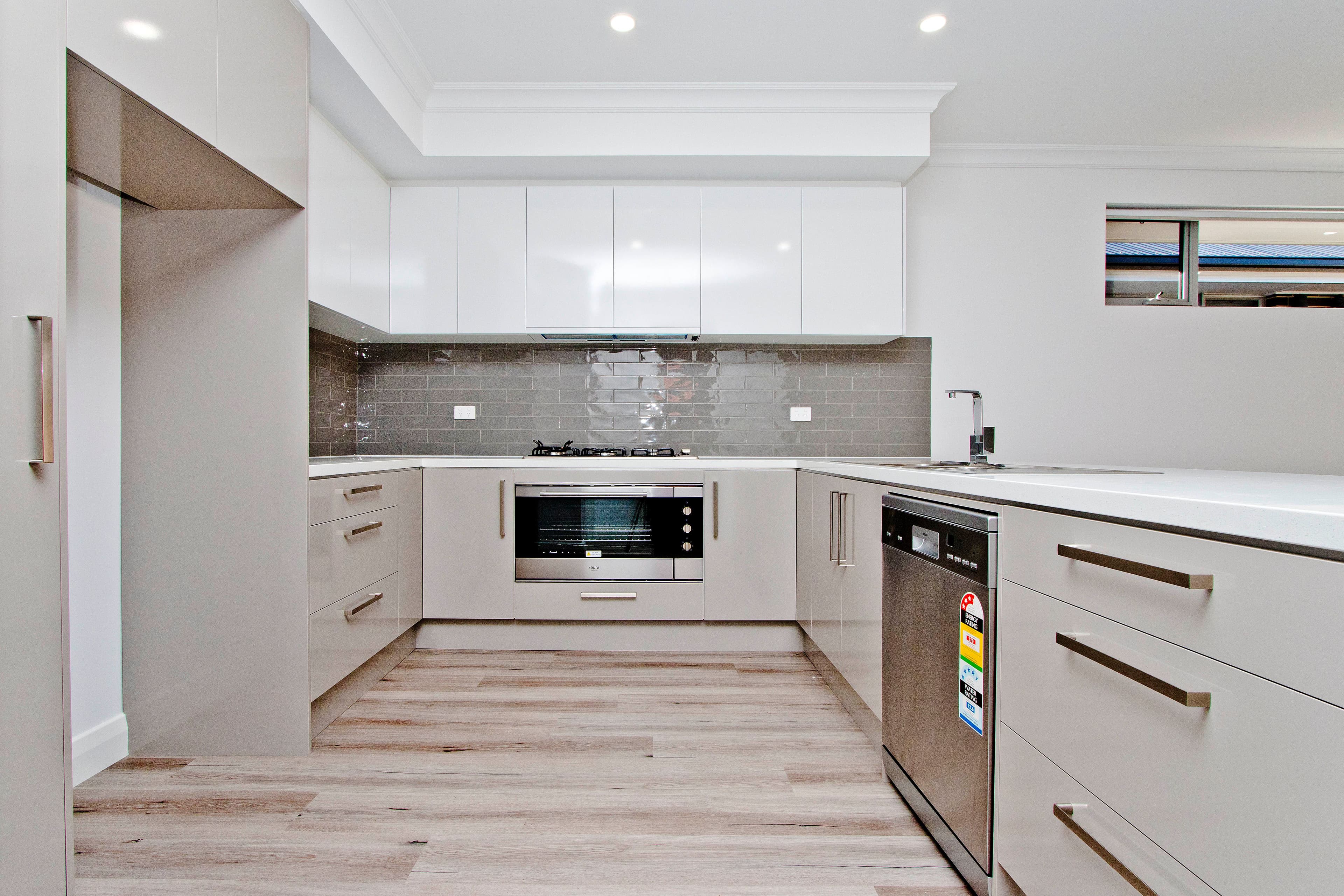 16 Ballater Avenue, Seaton SA 5023, Seaton - Thumbnail 3