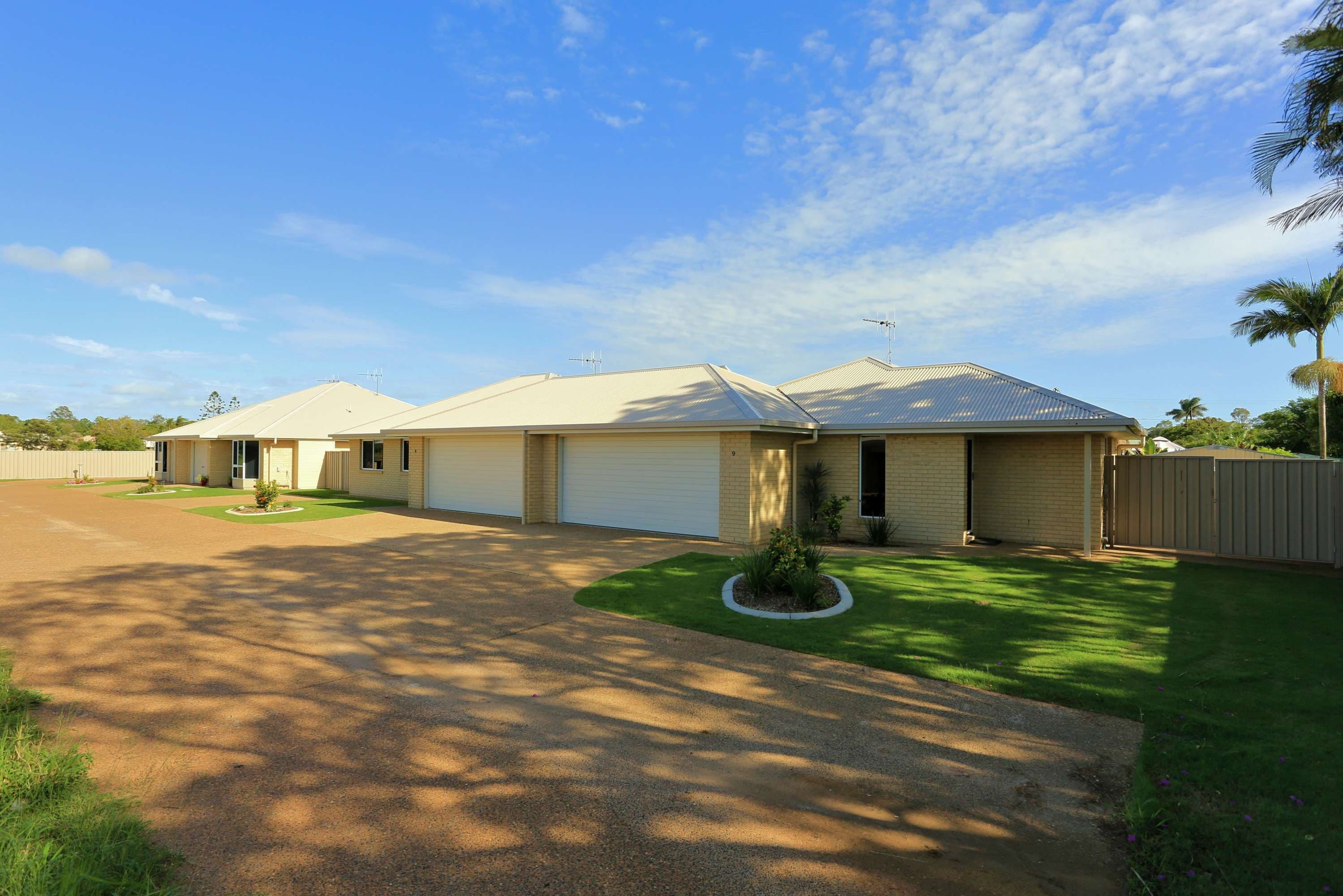 148 McCarthy Road, AVENELL HEIGHTS QLD 4670, Avenell Heights - Thumbnail 2