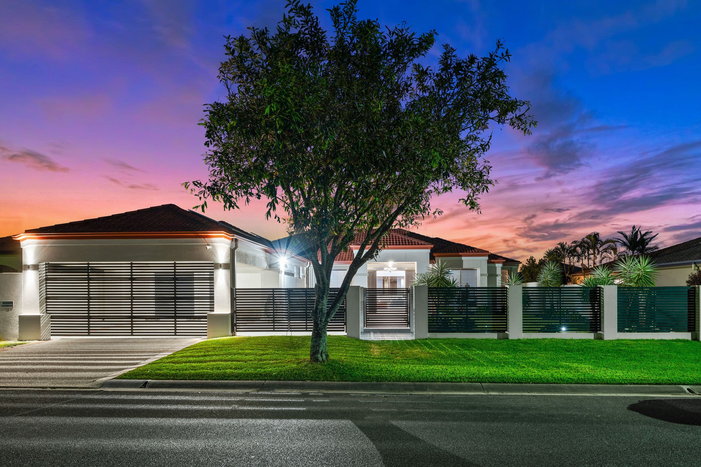 14 Dallow Crescent, Helensvale QLD 4212, Helensvale - Thumbnail 2