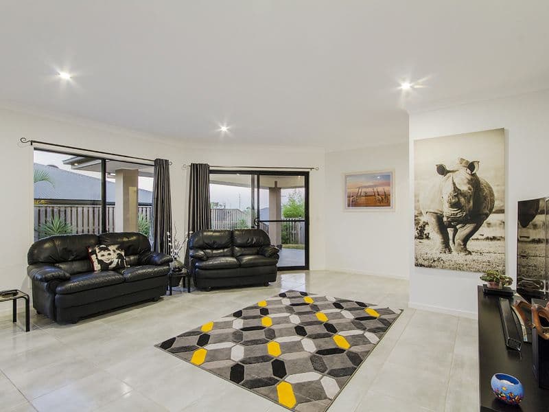 14 Benz Link, Upper Coomera QLD 4209, Upper Coomera - Thumbnail 4