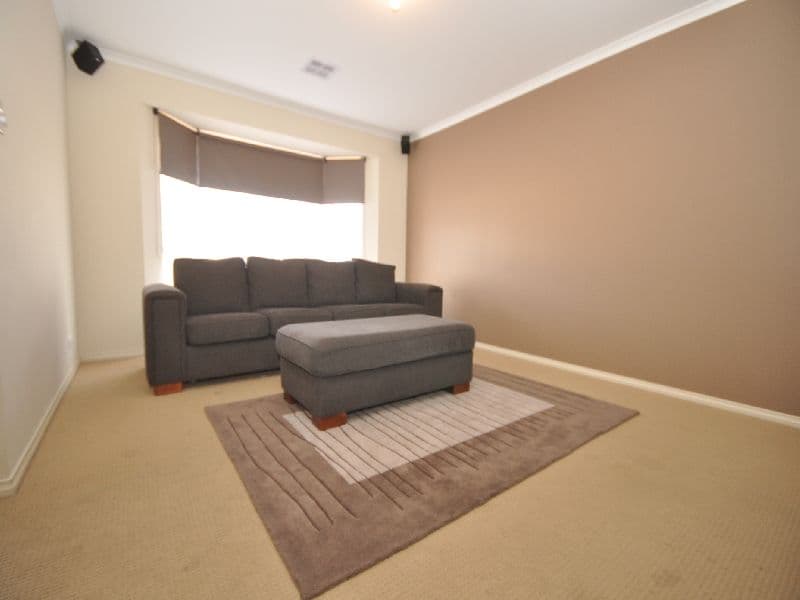 9 Davalan Drive, MUNNO PARA WEST SA 5115, Munno Para West - Thumbnail 2