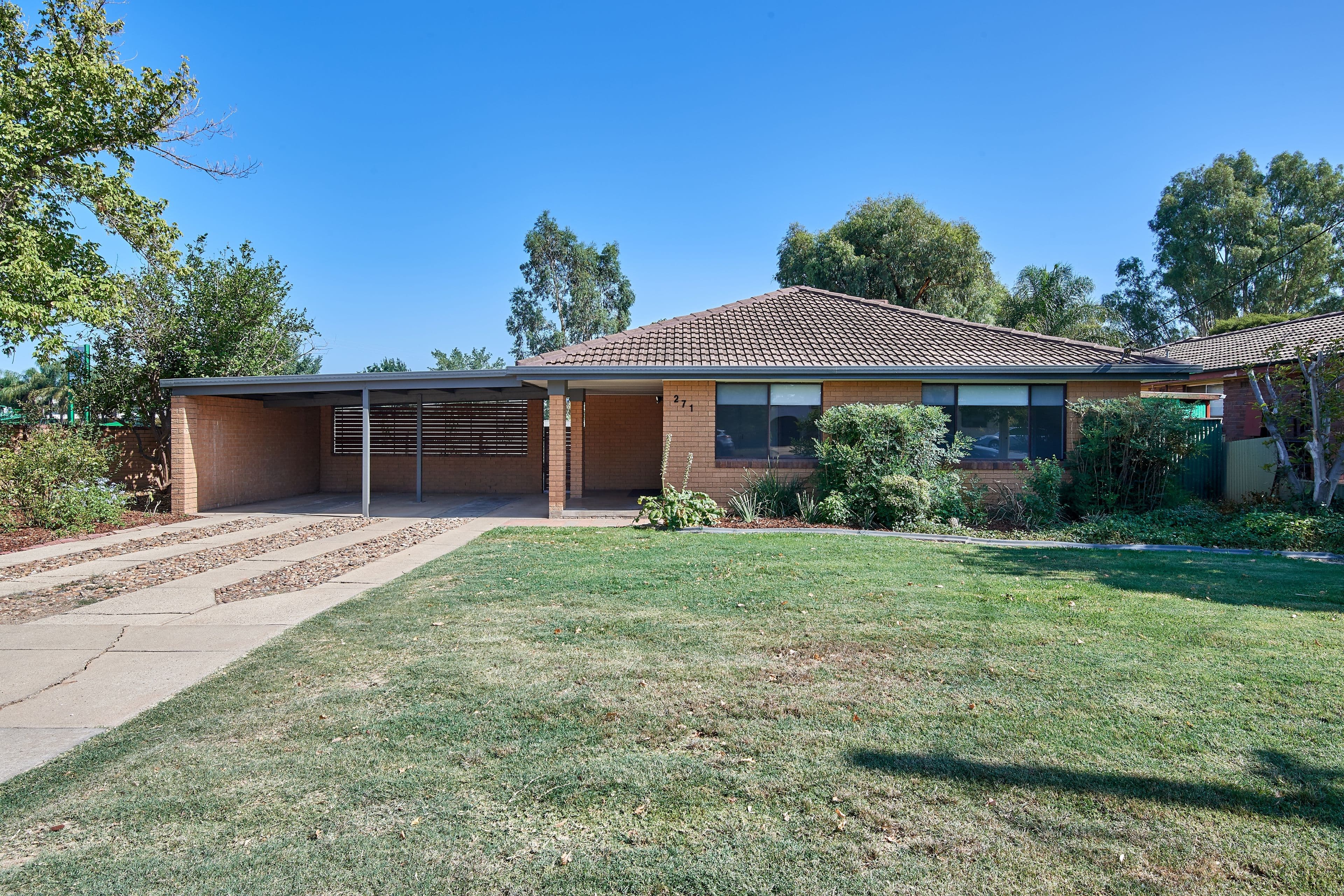 271 Kincaid Street, Wagga Wagga NSW 2650, Wagga Wagga - Image 1