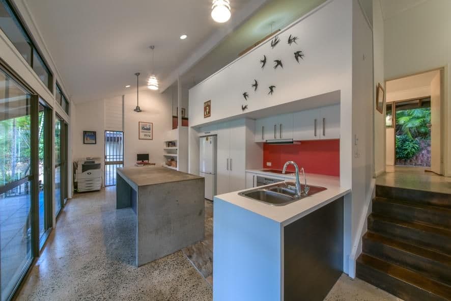 25 Manooka Drive, Cannonvale QLD 4802, Cannonvale - Image 1