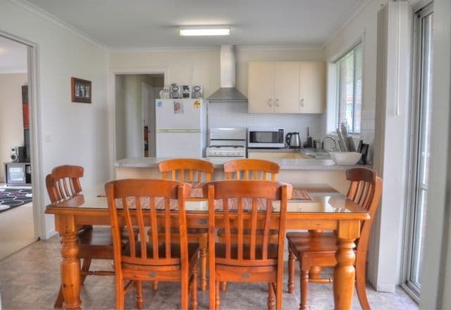 16 Baileyana Drive, WARRNAMBOOL VIC 3280, Warrnambool - Thumbnail 5