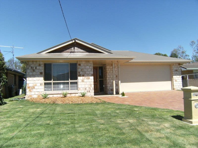 11 Beresford, PITTSWORTH QLD 4356, Pittsworth - Image 1