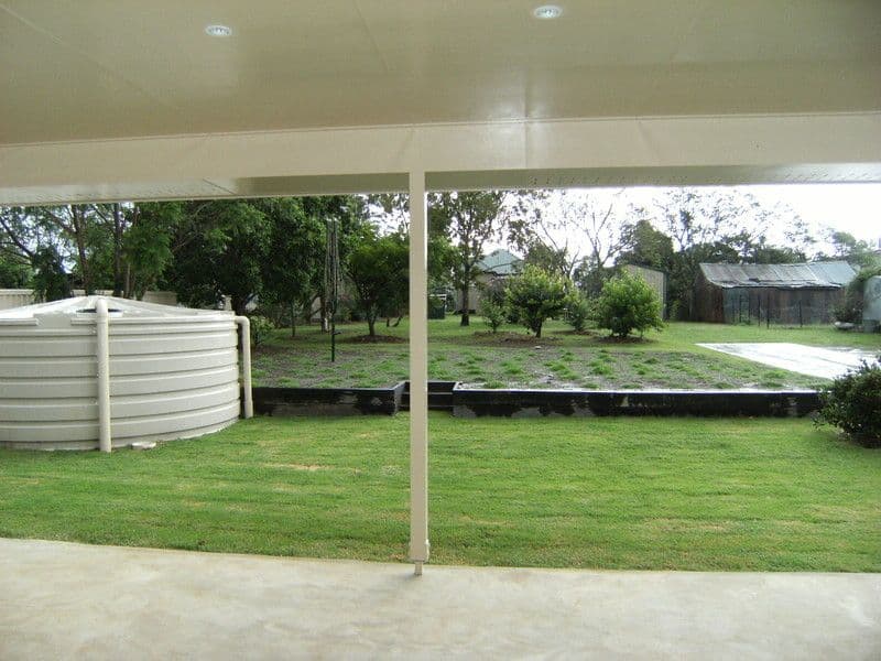 11 Beresford, PITTSWORTH QLD 4356, Pittsworth - Thumbnail 4