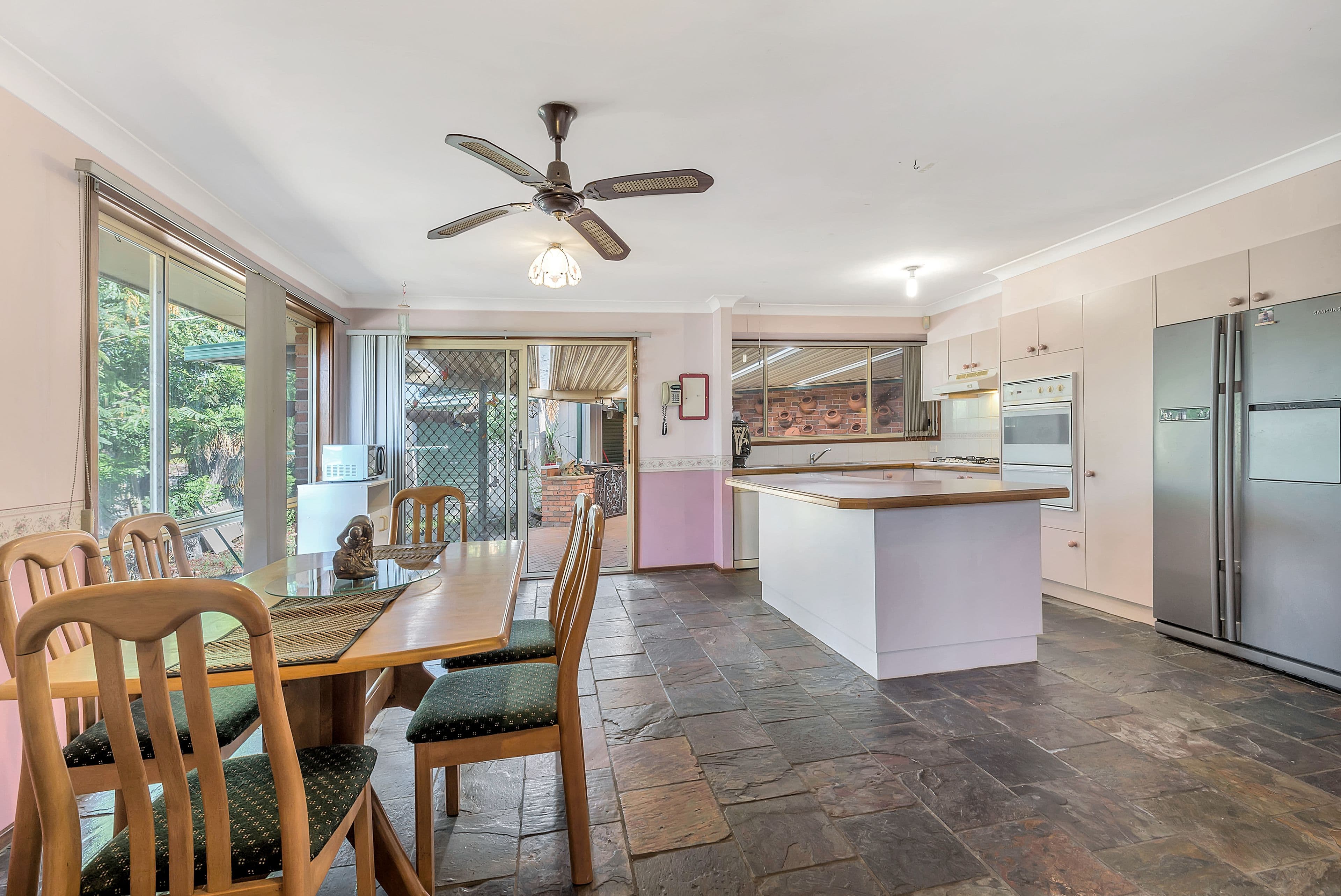 6 Yarraman Close, Quakers Hill - Thumbnail 2