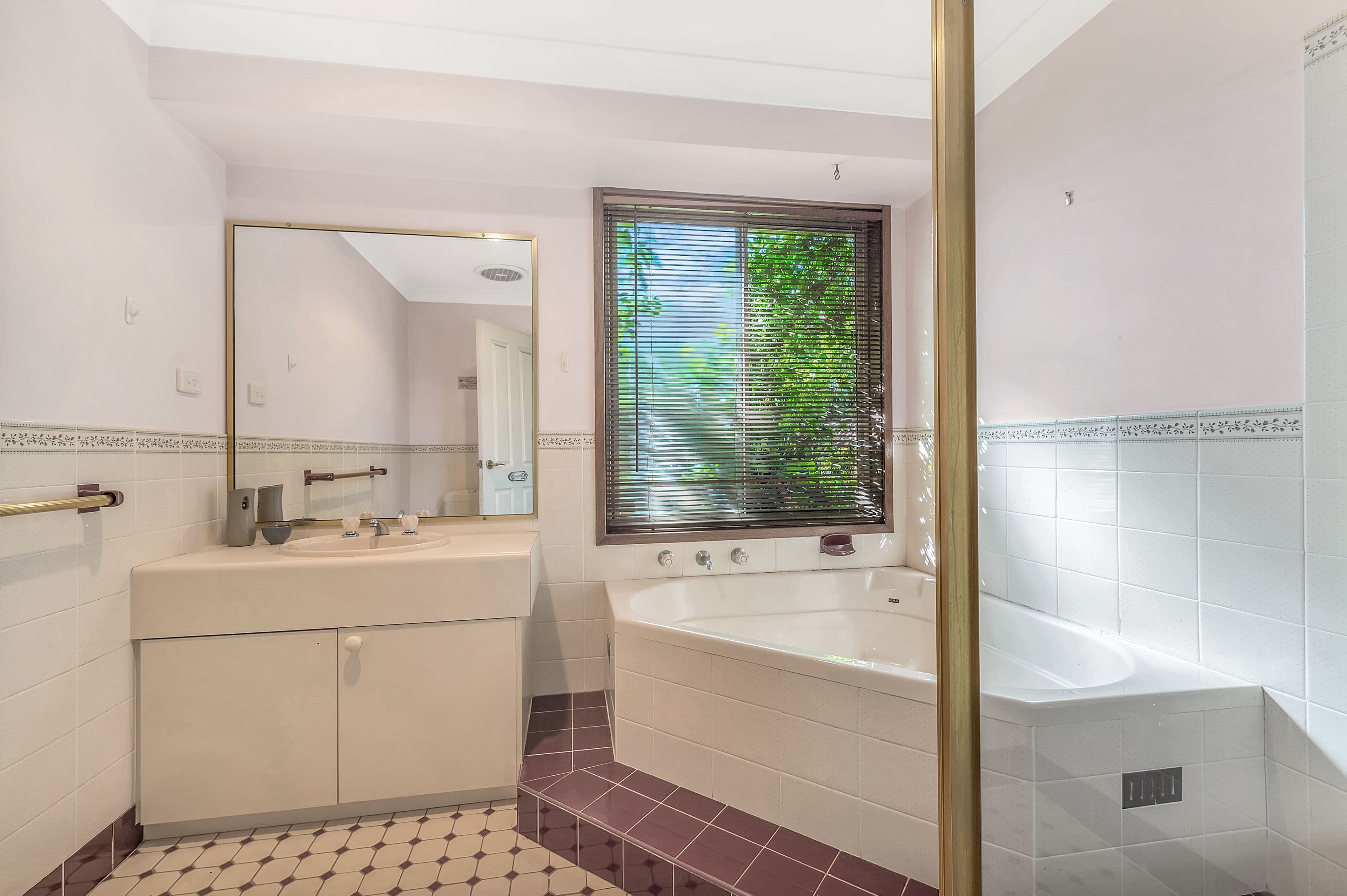 6 Yarraman Close, Quakers Hill - Thumbnail 8