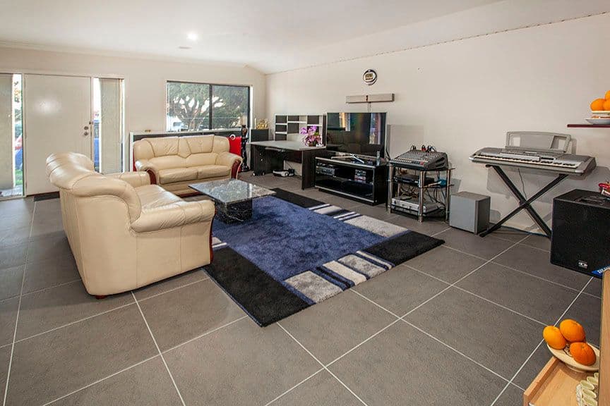 13-15 Knox Street, Noble Park VIC 3174, Noble Park - Thumbnail 2