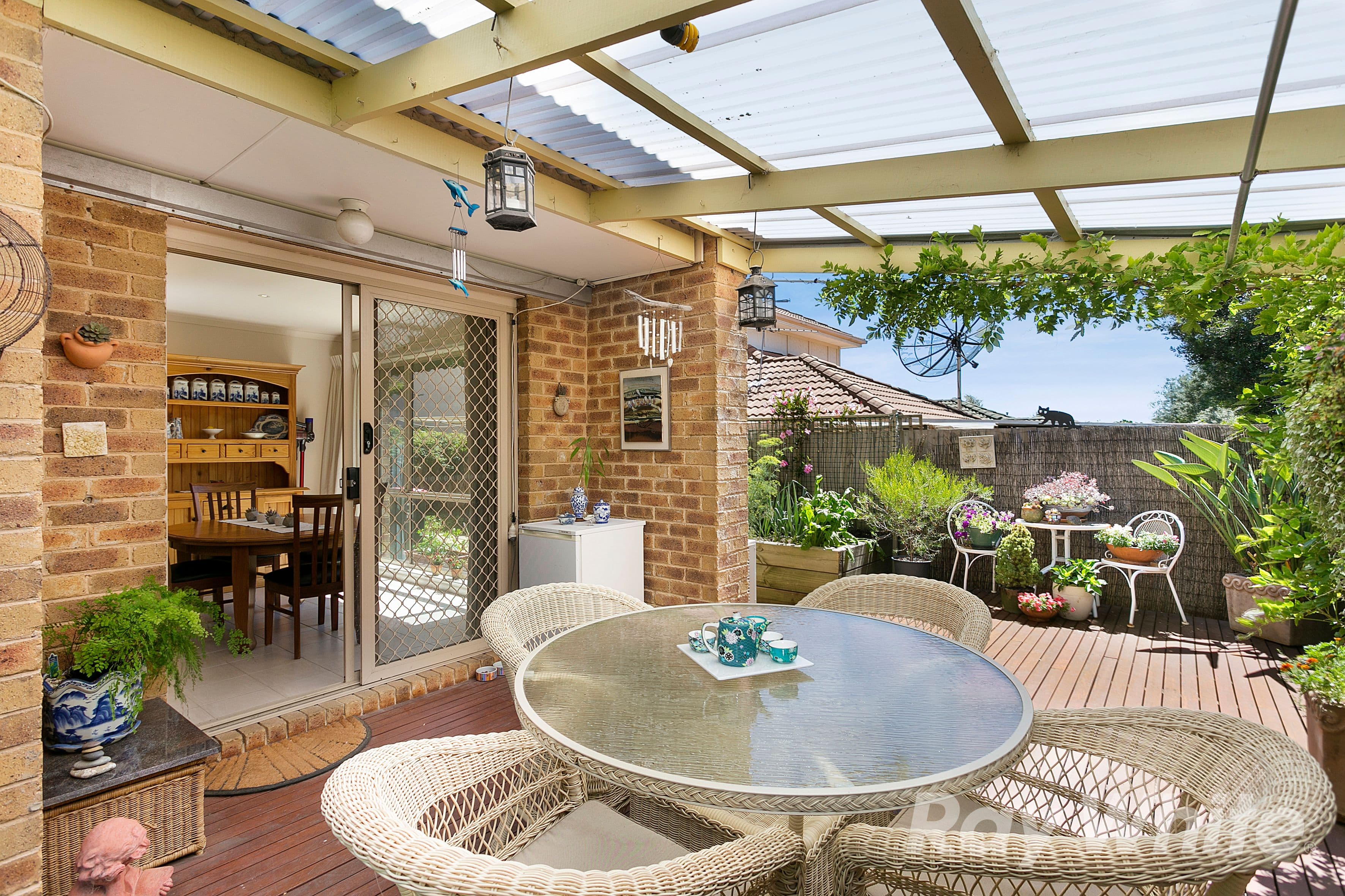 23 Silverwood Way, Glen Waverley VIC 3150, Glen Waverley - Thumbnail 2