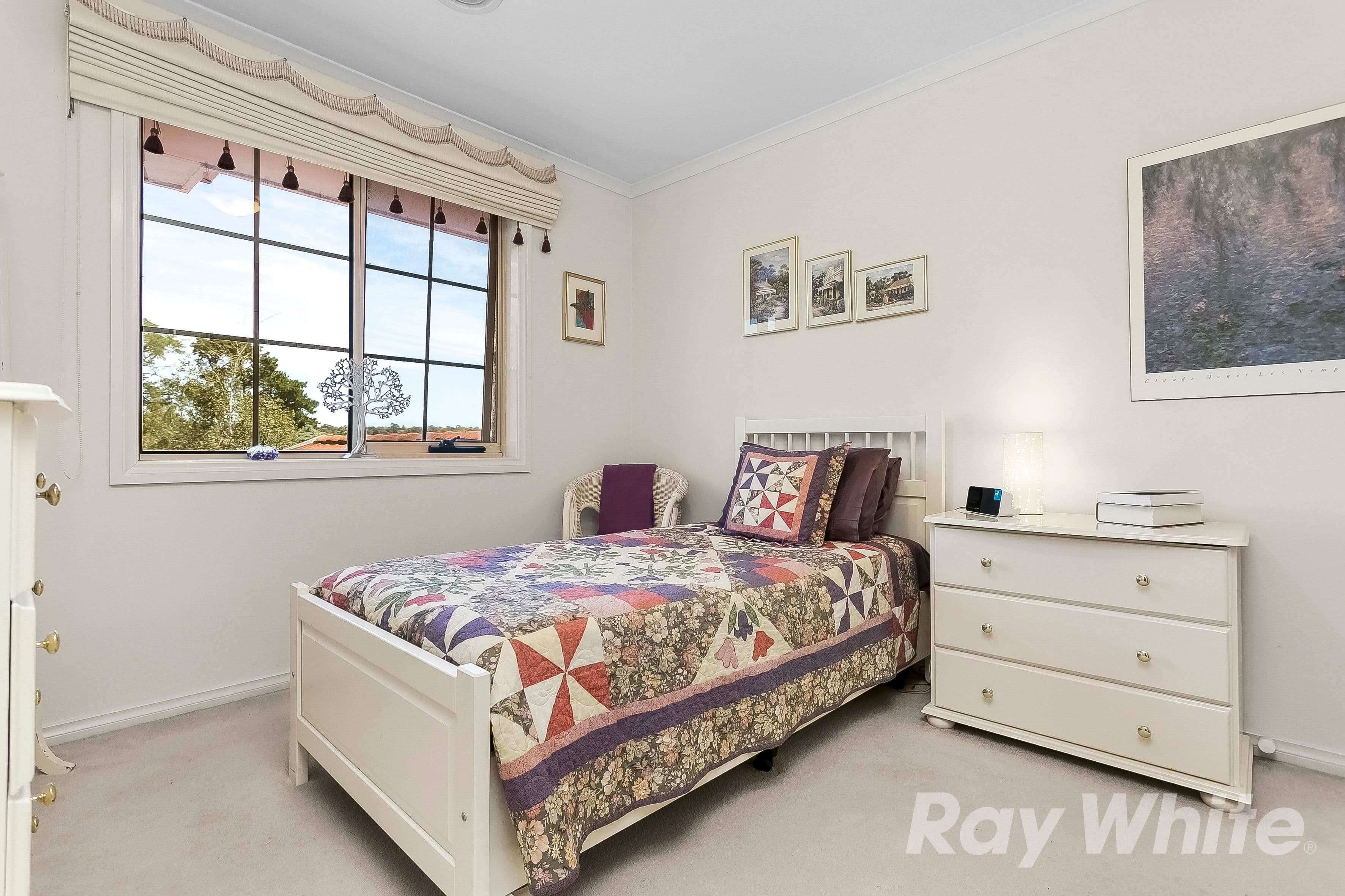 23 Silverwood Way, Glen Waverley VIC 3150, Glen Waverley - Thumbnail 3