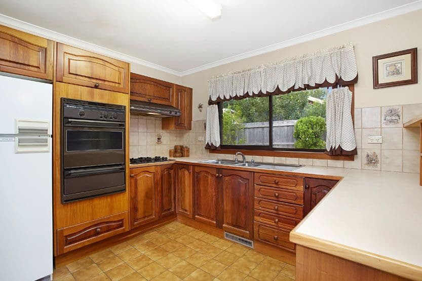 24 Larne Grove, PRESTON VIC 3072, Preston - Thumbnail 4