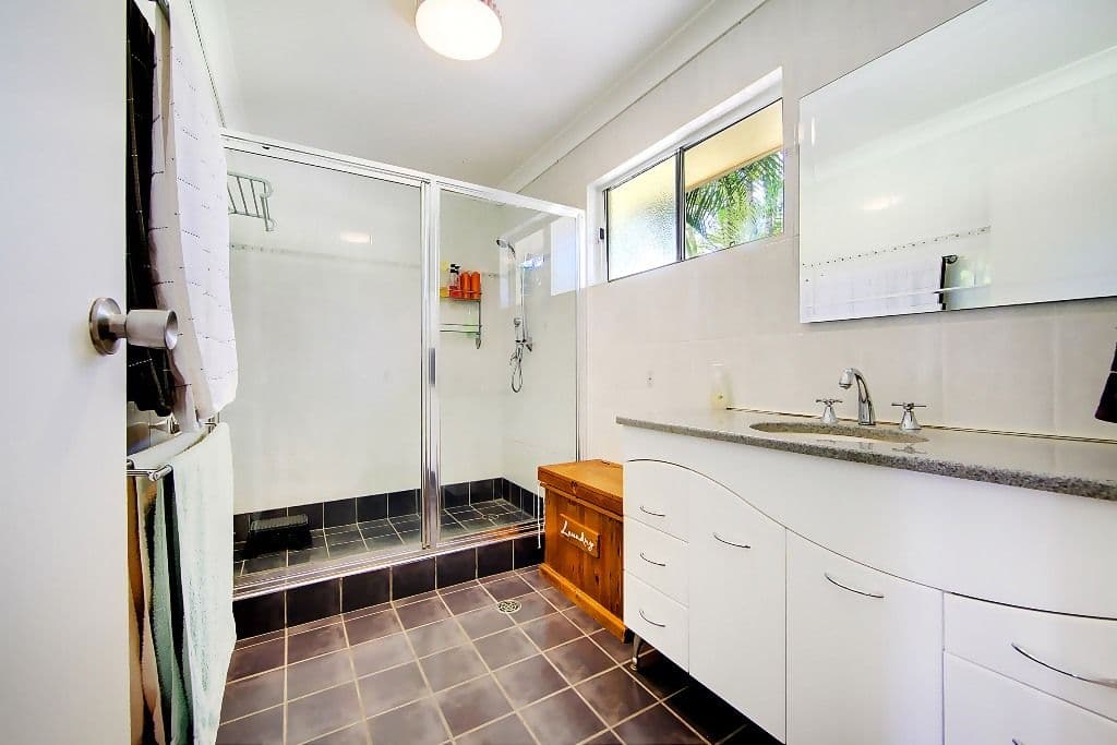 7 Glenrowan Drive, OAK VALLEY QLD 4811, Oak Valley - Thumbnail 7