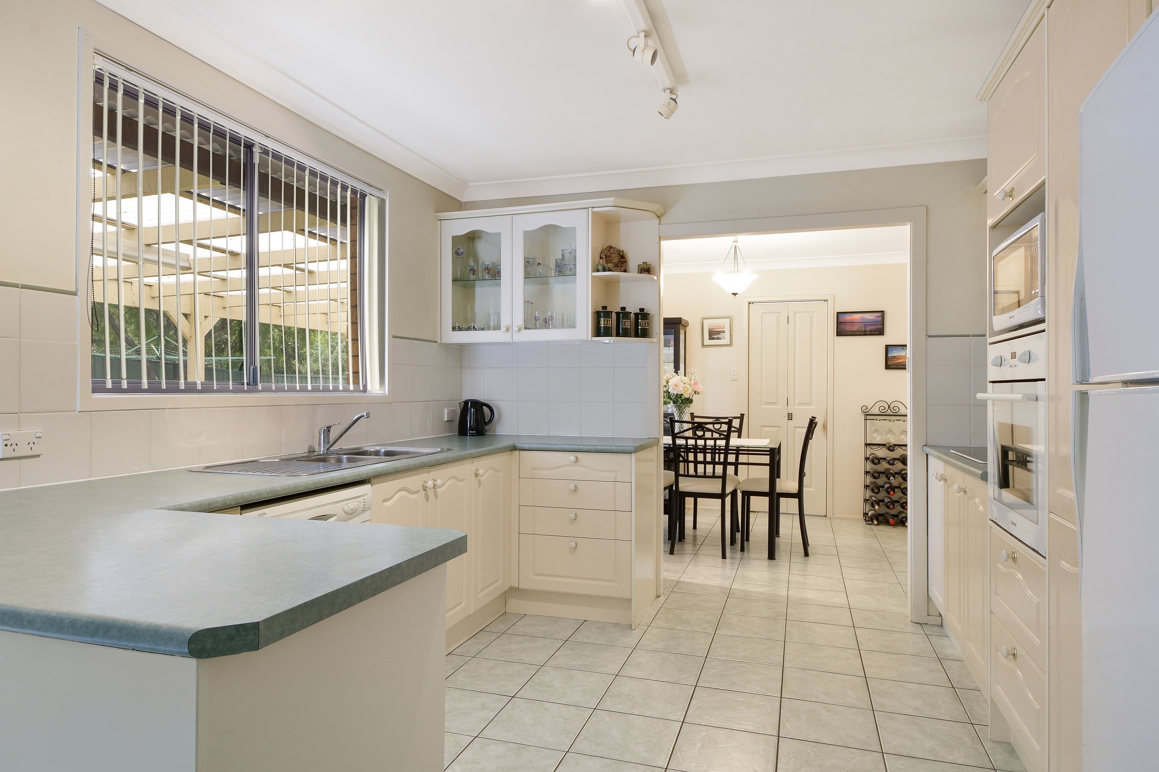 145 Lancia Drive, Ingleburn - Thumbnail 4