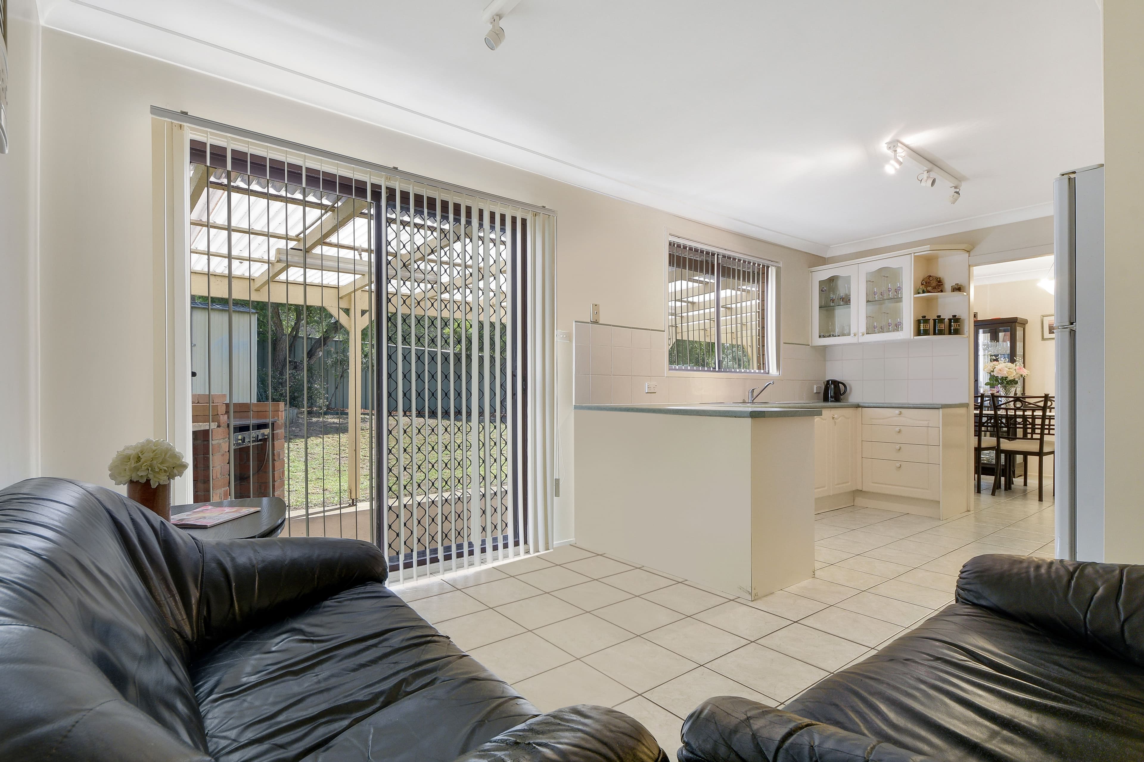 145 Lancia Drive, Ingleburn - Thumbnail 5