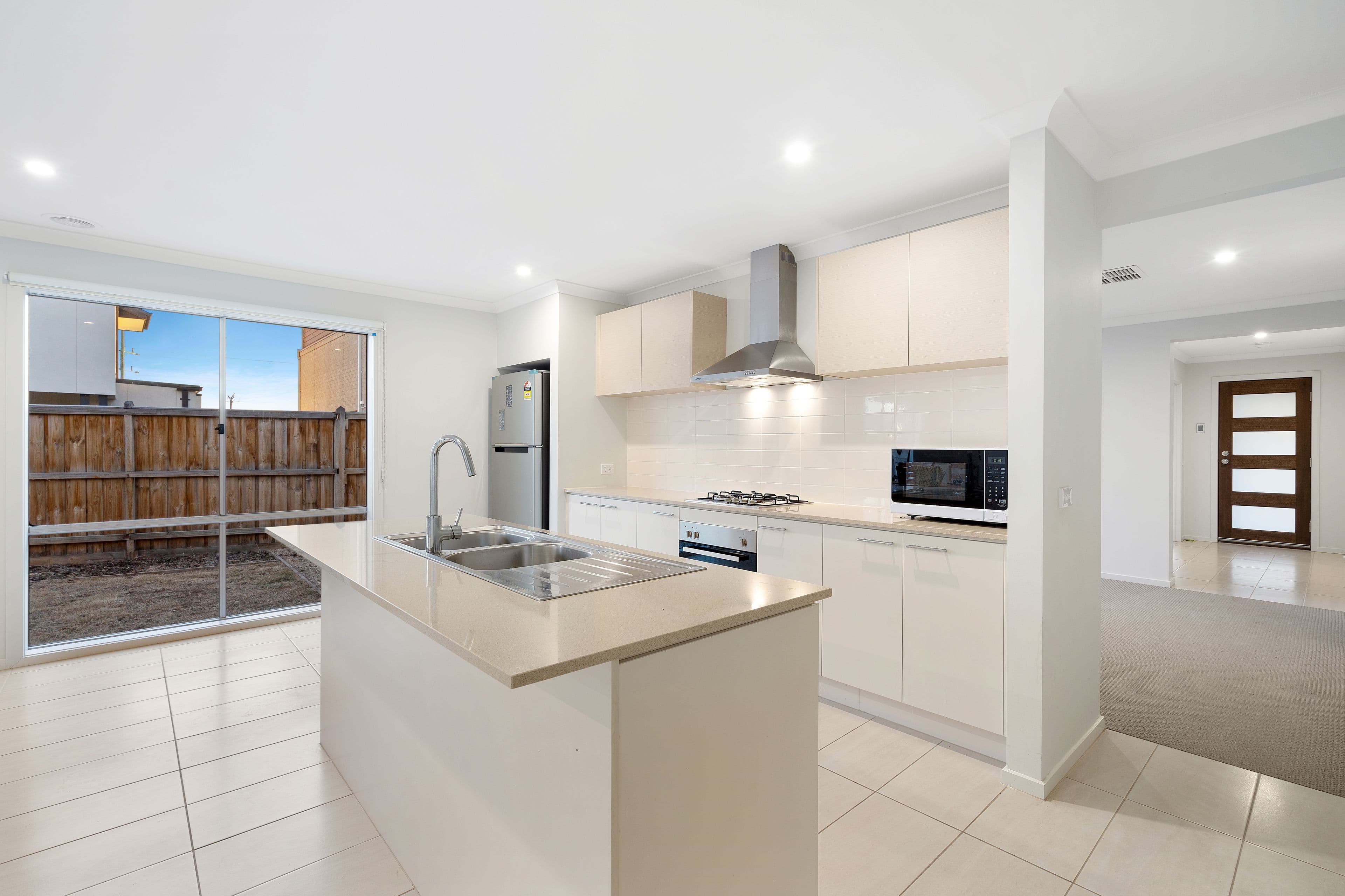 33 Wingfield Parkway, Williams Landing VIC 3027, Williams Landing - Thumbnail 4