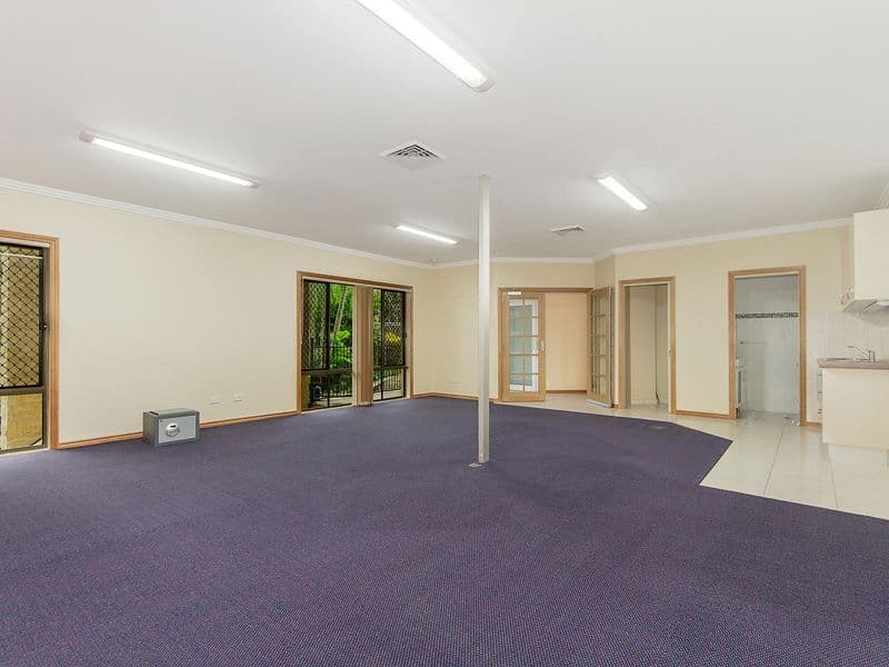 10 Marina Court, Worongary QLD 4213, Worongary - Thumbnail 4