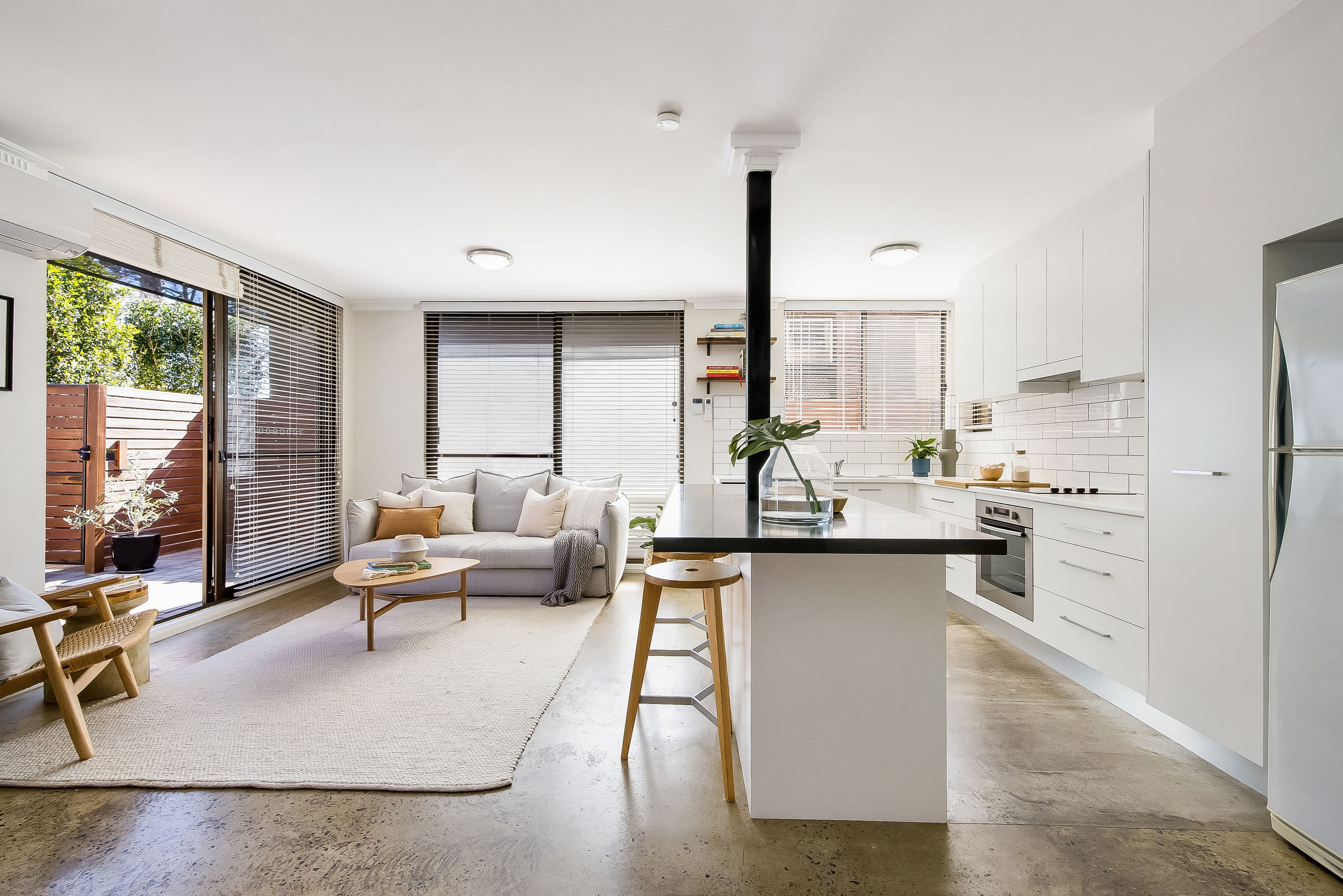 43 Byron Street, Coogee NSW 2034, Coogee - Thumbnail 2