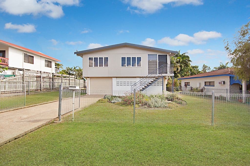 4 Coates Street, Mount Louisa QLD 4814, Mount Louisa - Thumbnail 2