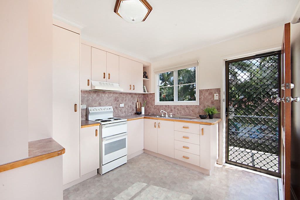 4 Coates Street, Mount Louisa QLD 4814, Mount Louisa - Thumbnail 6