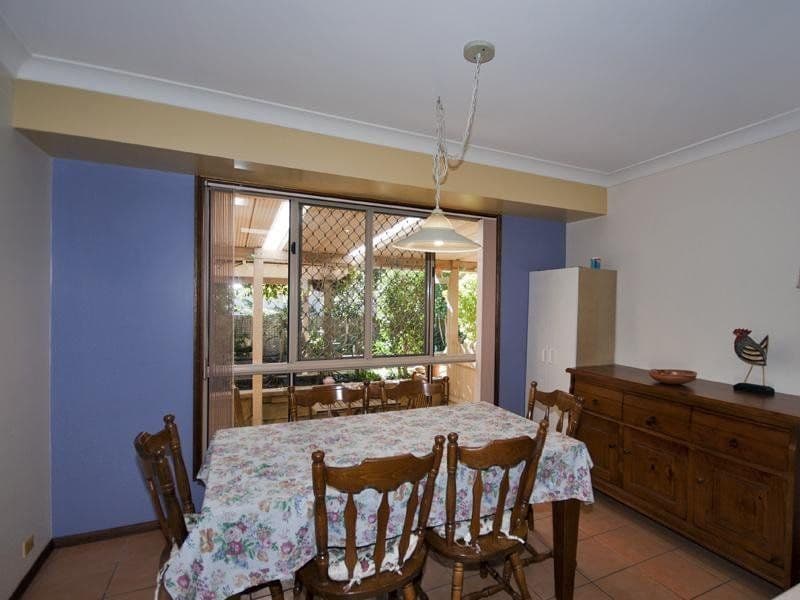 16 Kaleena Street, MIDDLE PARK QLD 4074, Middle Park - Thumbnail 4