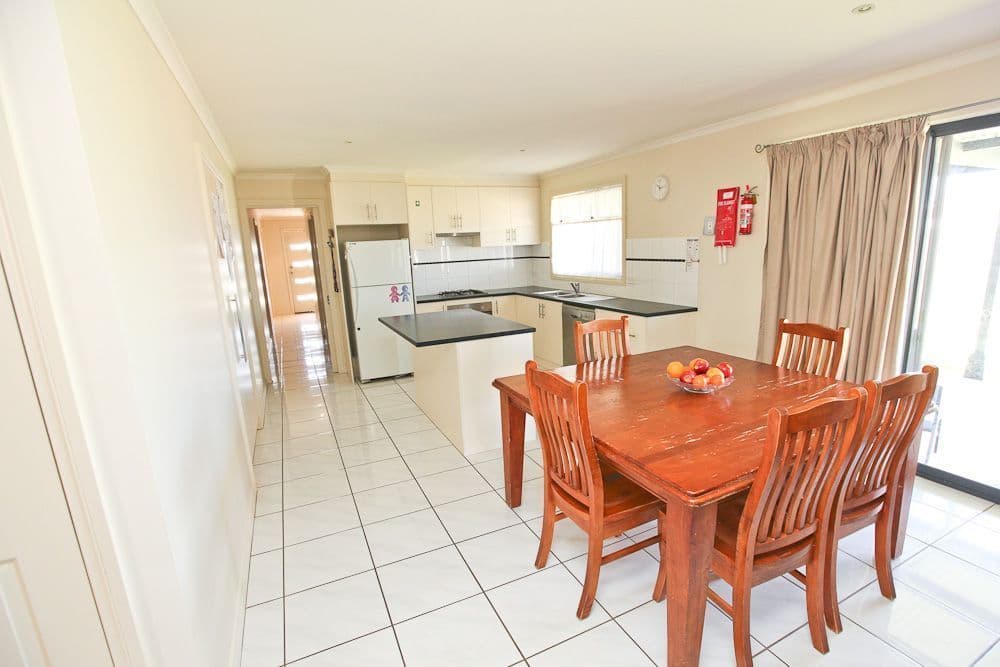 12 Lisa Court, MILDURA VIC 3500, Mildura - Thumbnail 6