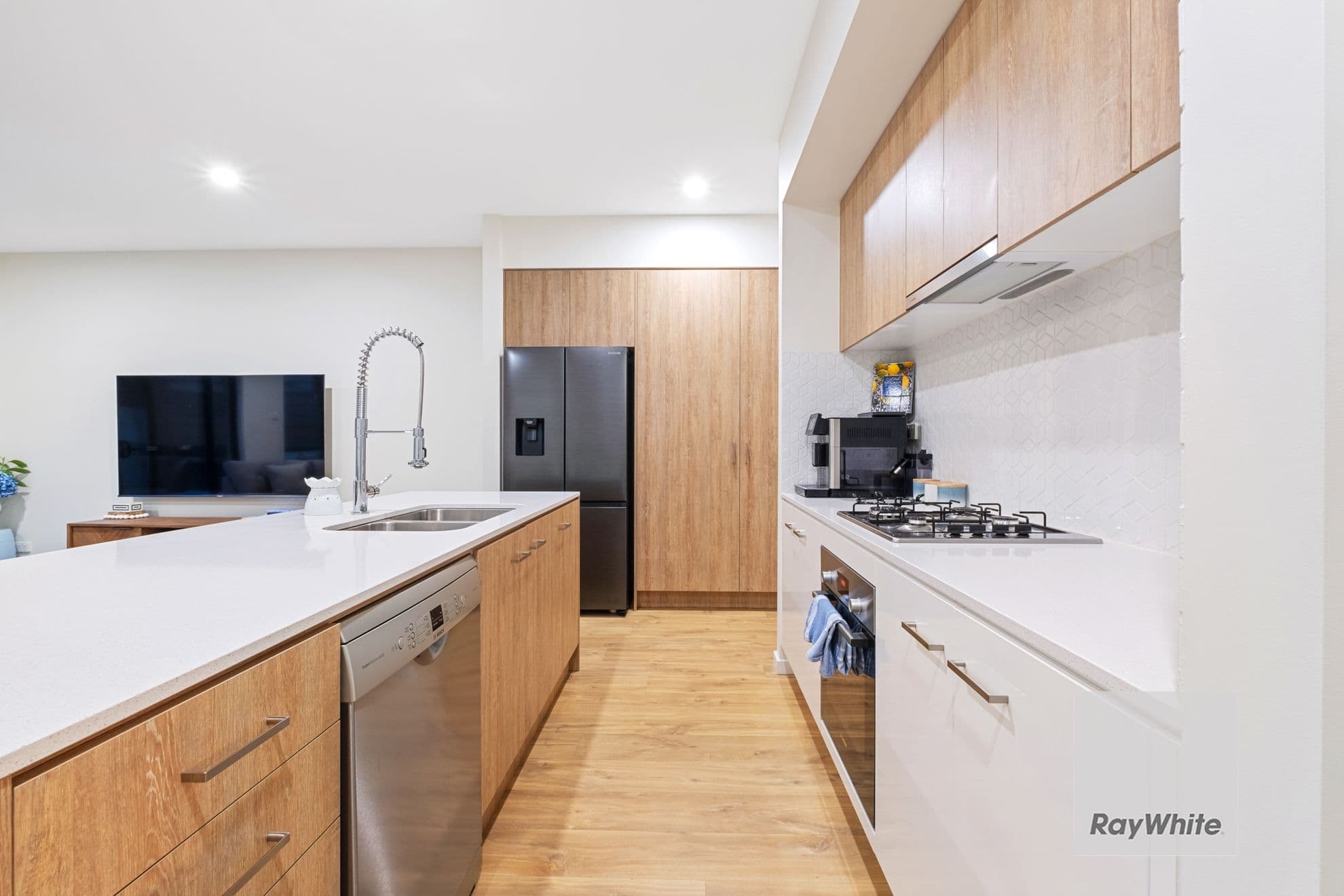 4 Shining Lane, AINTREE VIC 3336, Aintree - Thumbnail 2