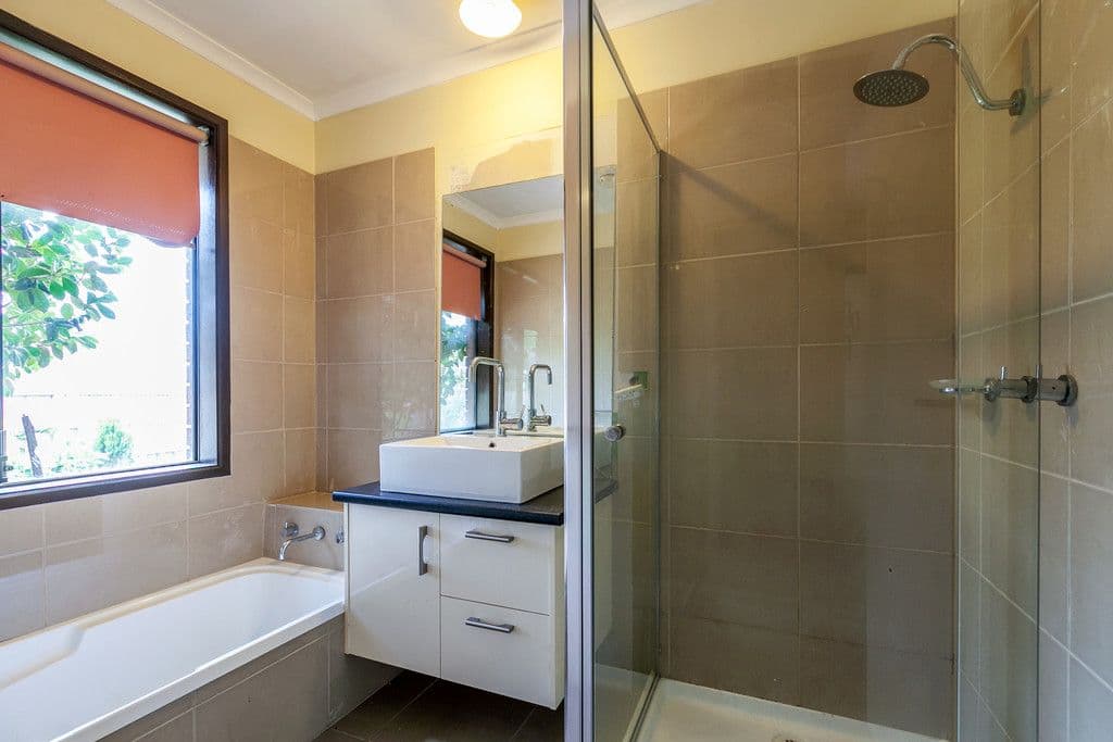 77 Banbury Crescent, CRAIGIEBURN VIC 3064, Craigieburn - Thumbnail 6