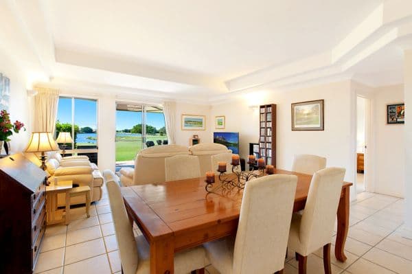 8338 Magnolia Drive East, Hope Island QLD 4212, Hope Island - Thumbnail 5
