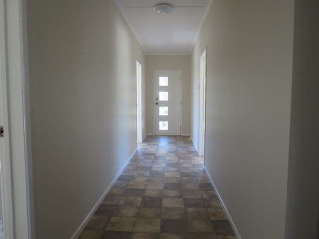 13 Charles Street, Roma QLD 4455, Roma - Thumbnail 2