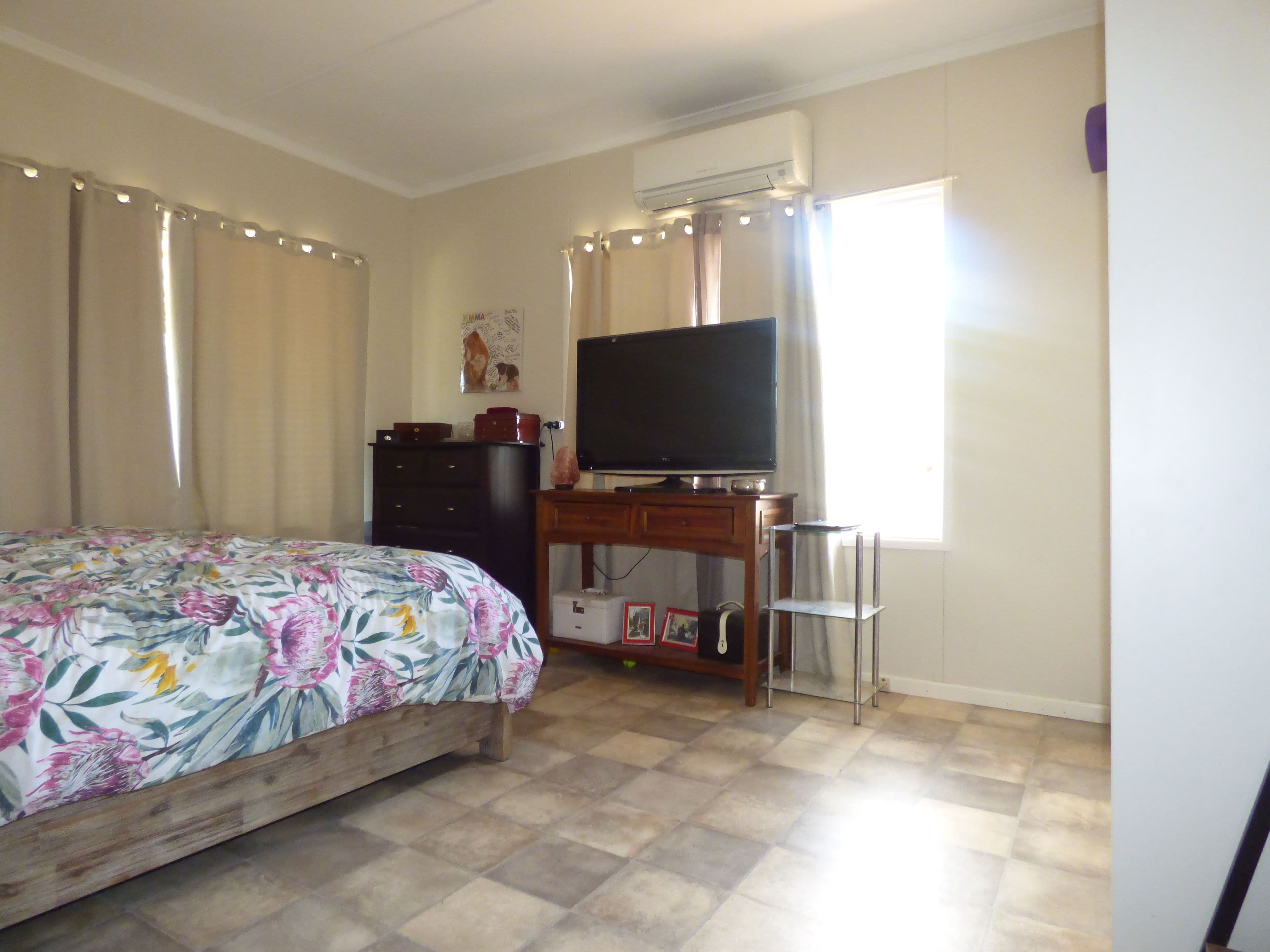 13 Charles Street, Roma QLD 4455, Roma - Thumbnail 5