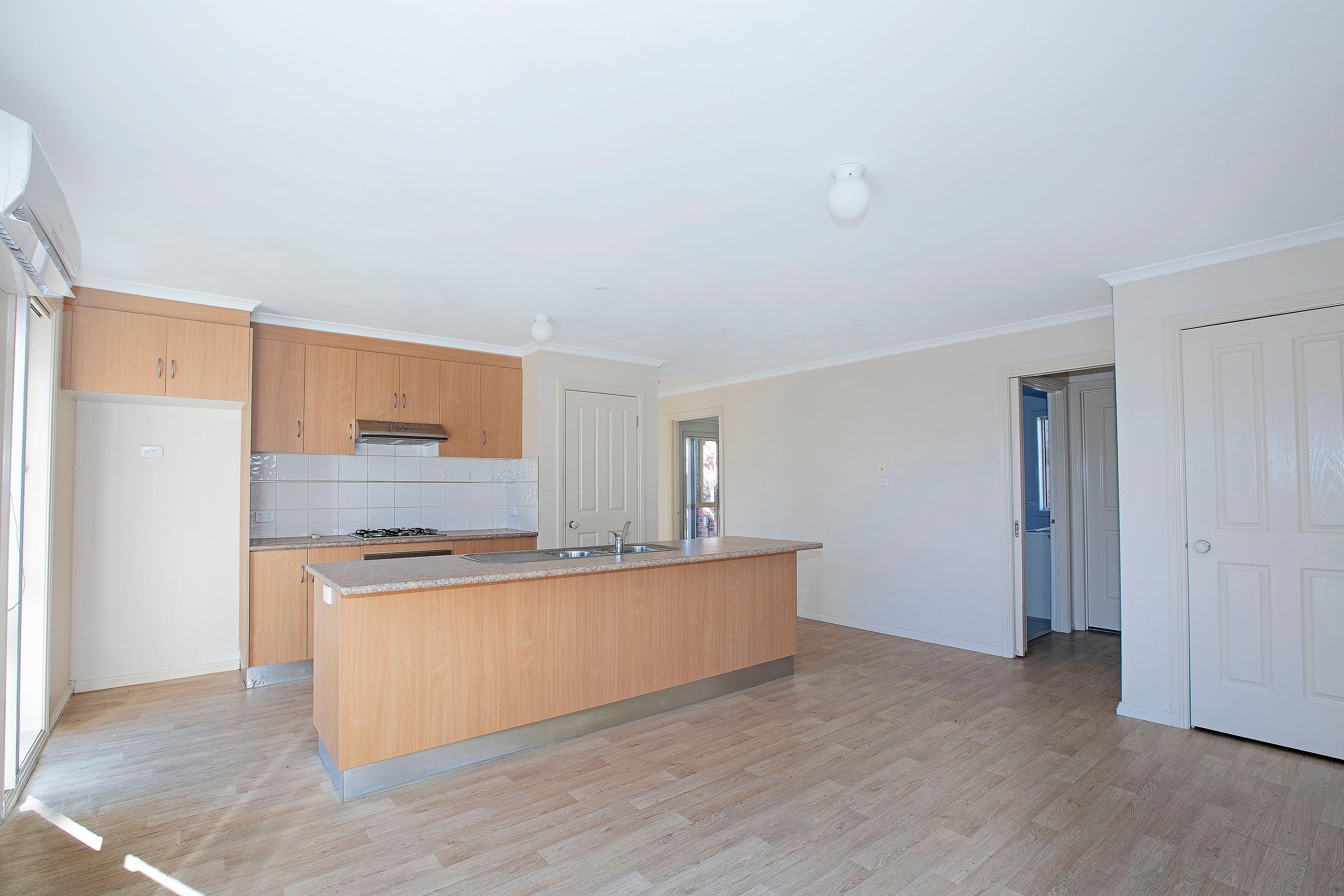 13 Luther Avenue, Grovedale VIC 3216, Grovedale - Thumbnail 3