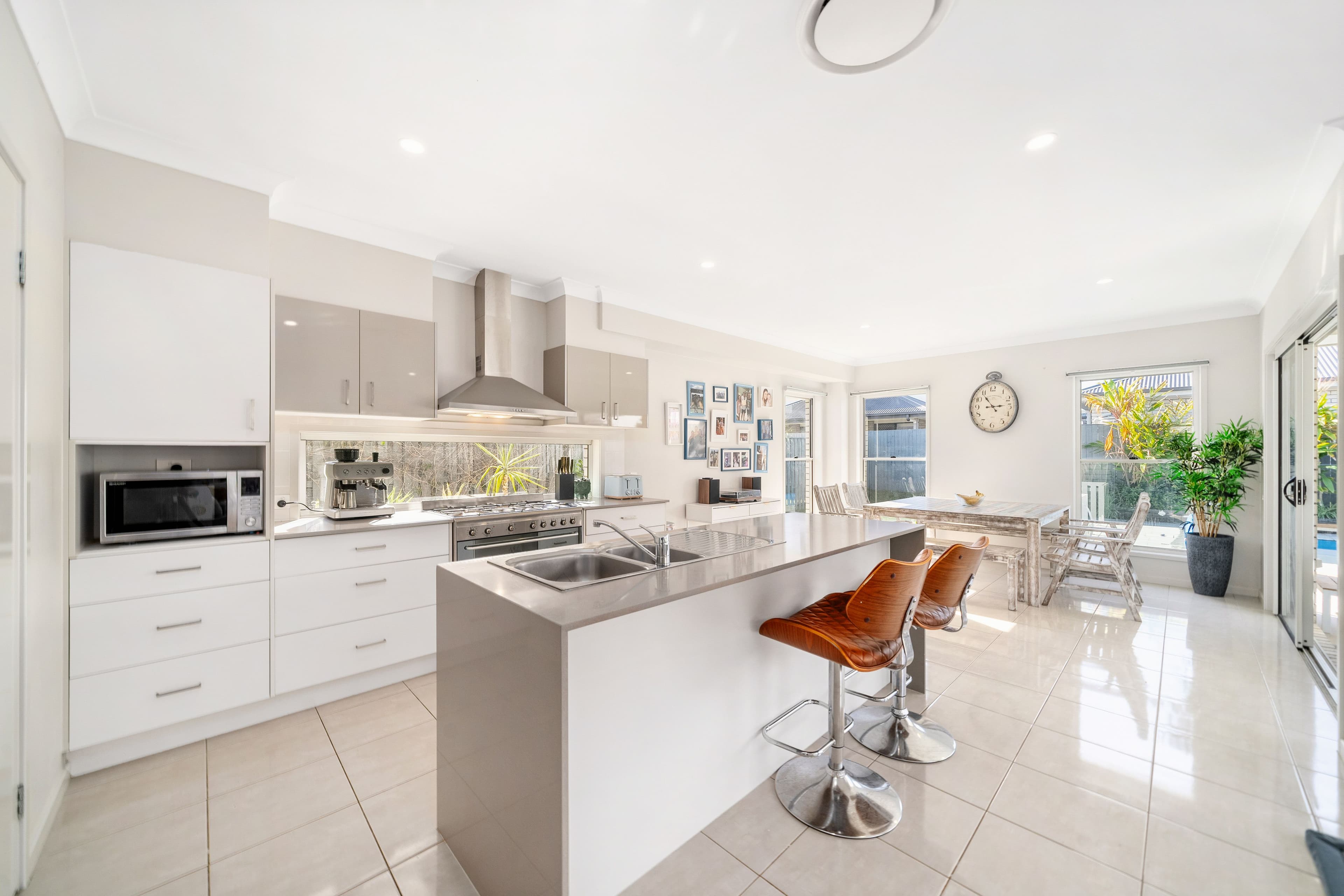 14 Buccaneer Street, Newport QLD 4020, Newport - Thumbnail 4