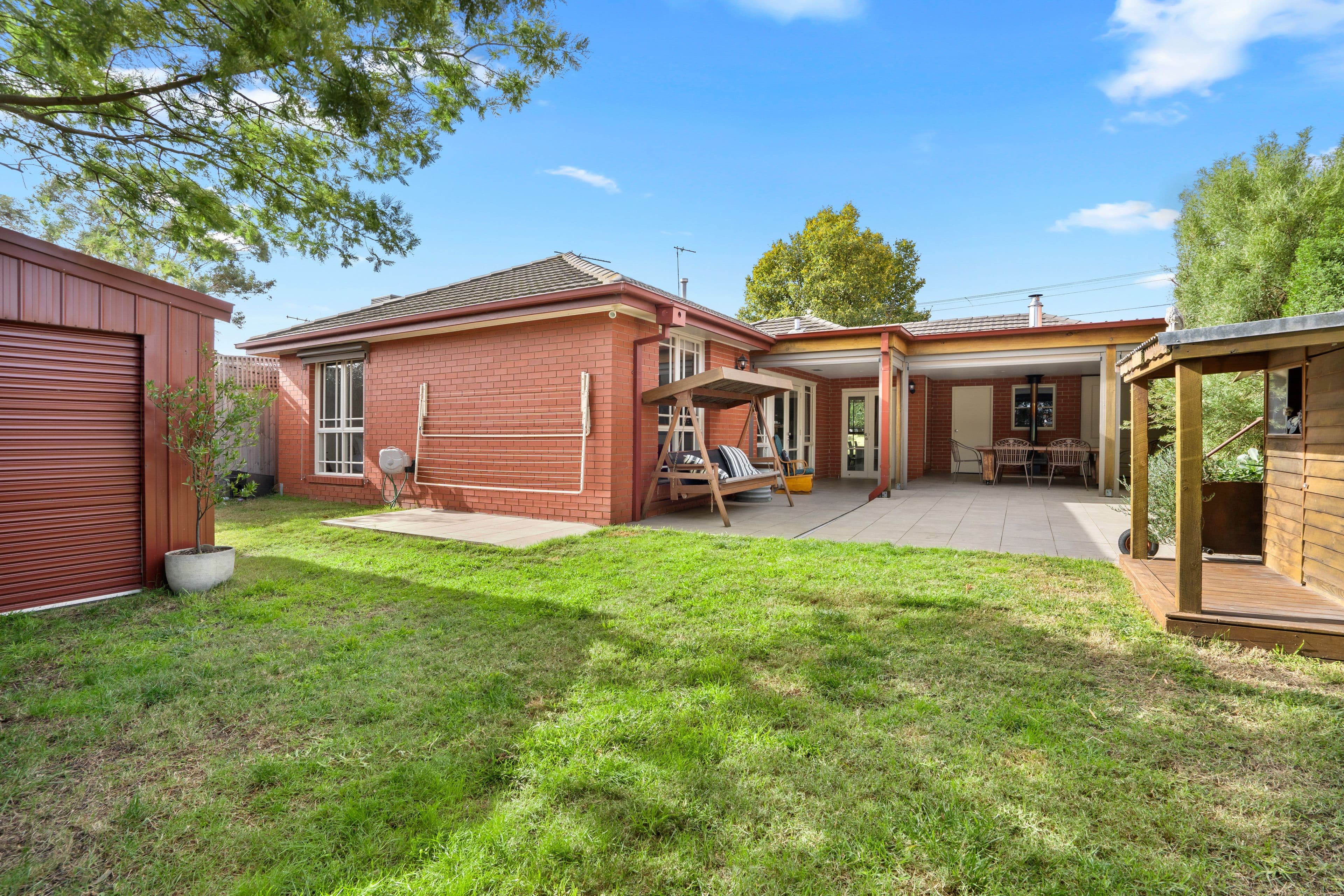 37 Trafalgar Crescent, Bundoora VIC 3083, Bundoora - Thumbnail 3