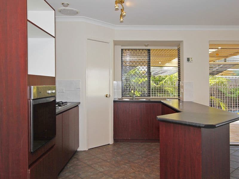 19 Alsace Avenue, CAVERSHAM WA 6055, Caversham - Thumbnail 4