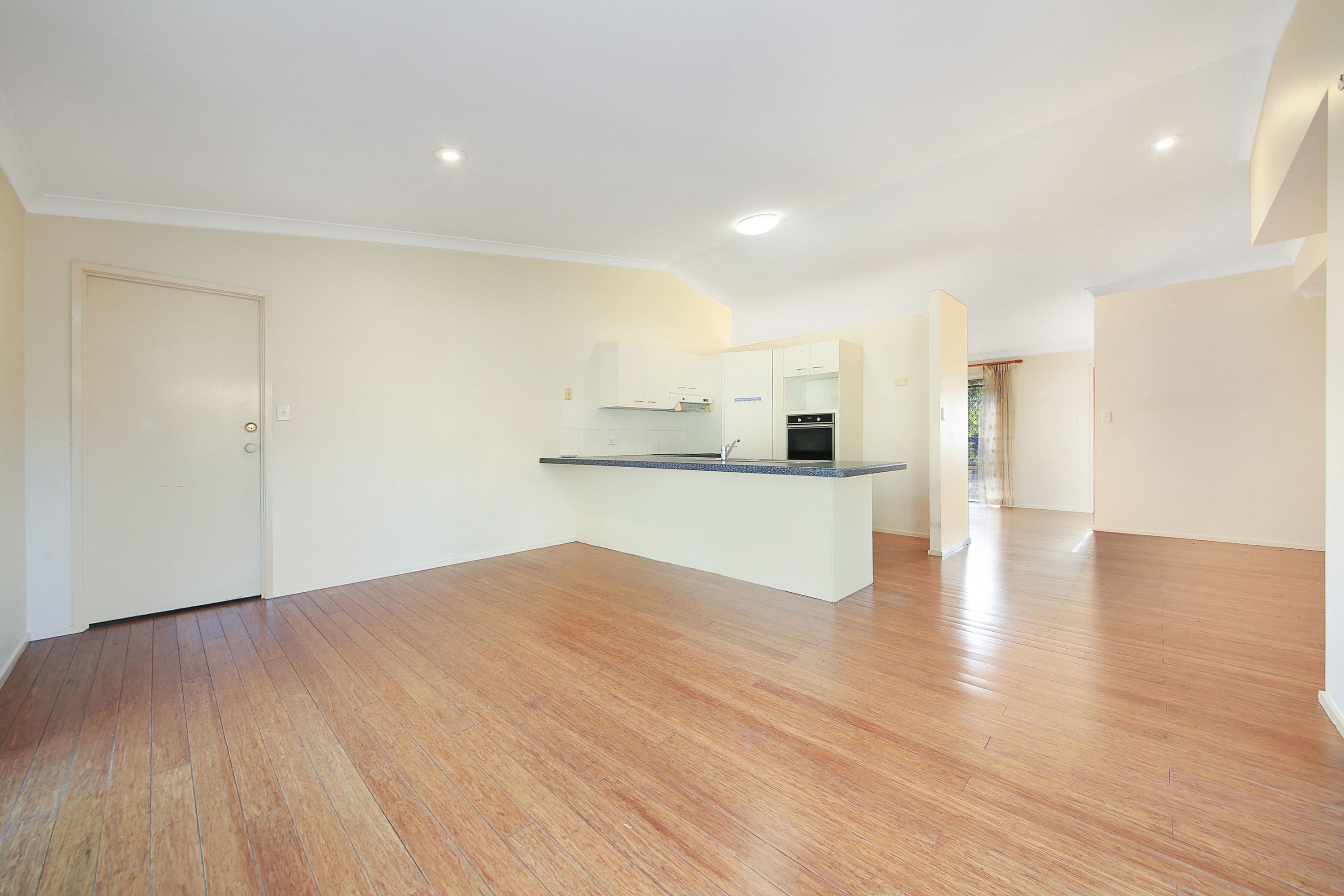 9 Maidstone Place, Robina QLD 4226, Robina - Thumbnail 2