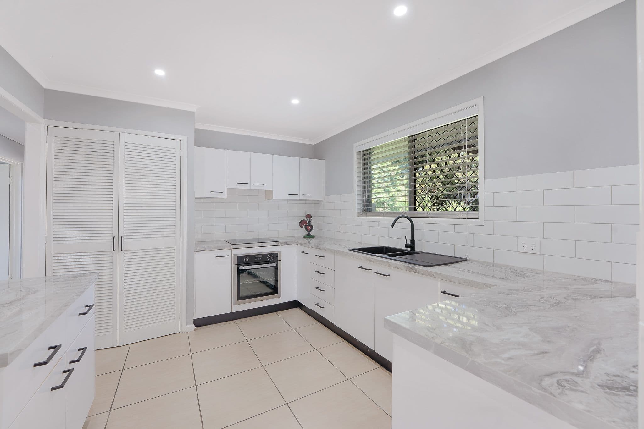 225 Macdonnell Road, Clontarf QLD 4019, Clontarf - Thumbnail 6