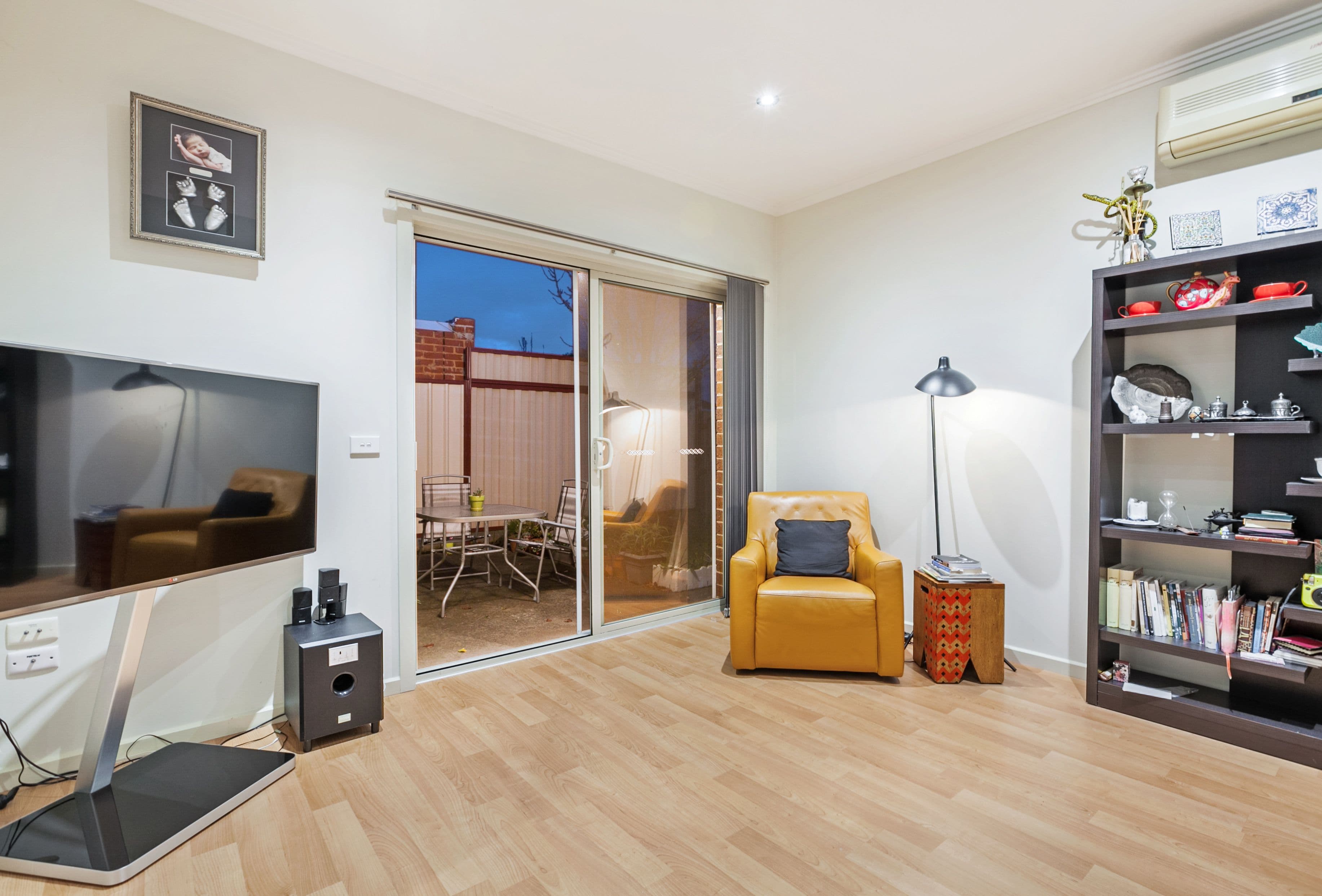 159 Rathcown Road, Reservoir VIC 3073, Reservoir - Thumbnail 2