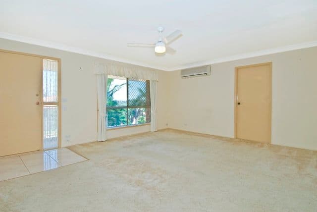 EDENS LANDING QLD 4207, Edens Landing - Thumbnail 4
