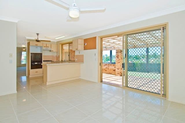 EDENS LANDING QLD 4207, Edens Landing - Thumbnail 6