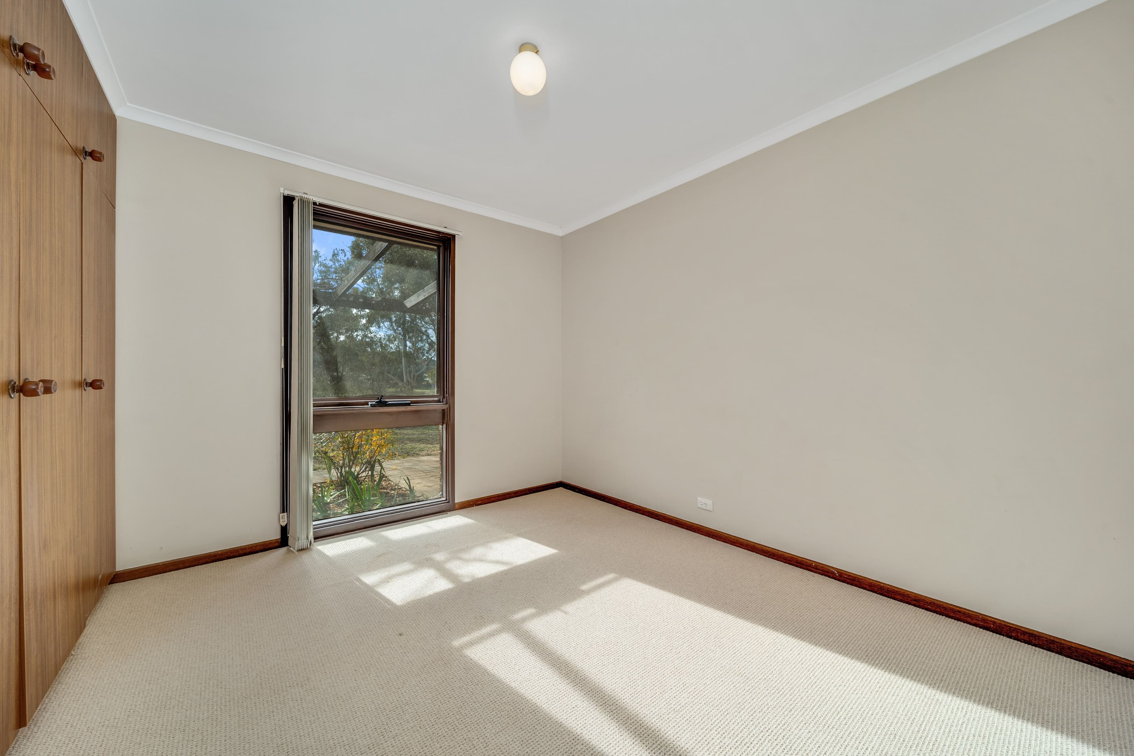 27 Lyall Crescent, Kambah ACT 2902, Kambah - Thumbnail 7