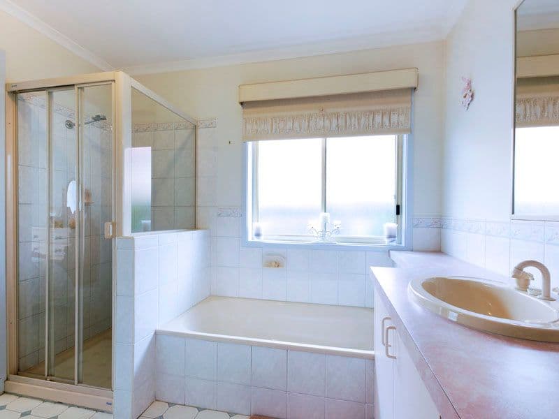 24 Hindle Street, GROVEDALE VIC 3216, Grovedale - Thumbnail 5