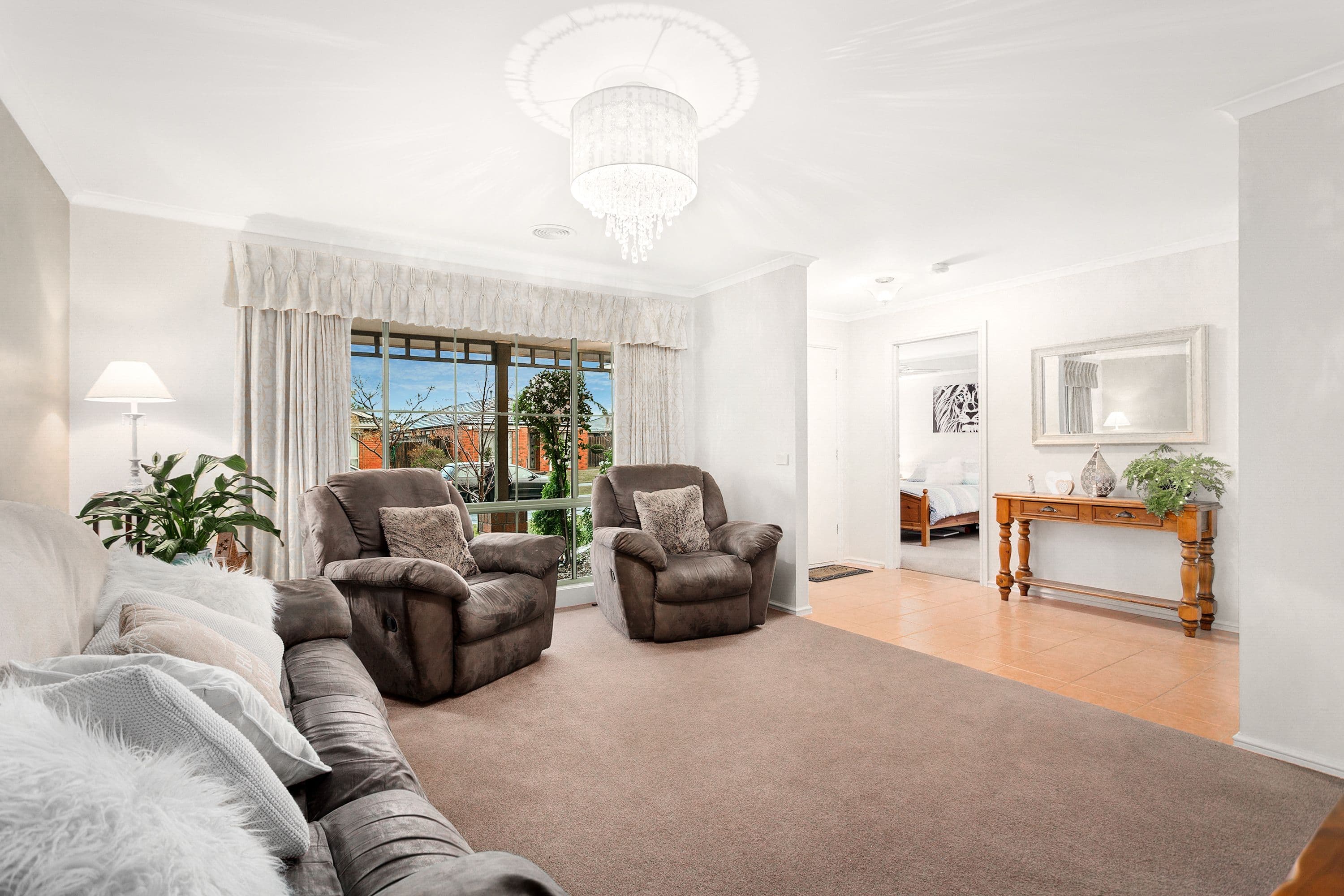 35 Thomas Place, Pakenham VIC 3810, Pakenham - Thumbnail 2