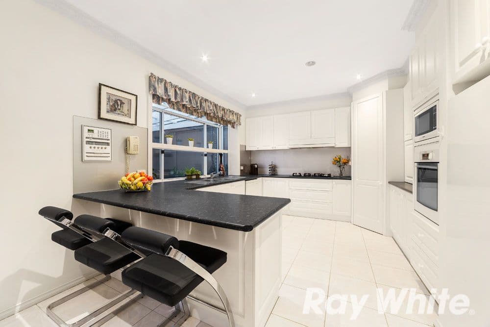 5 Elmwood Rise, Eltham North VIC 3095, Eltham North - Thumbnail 5